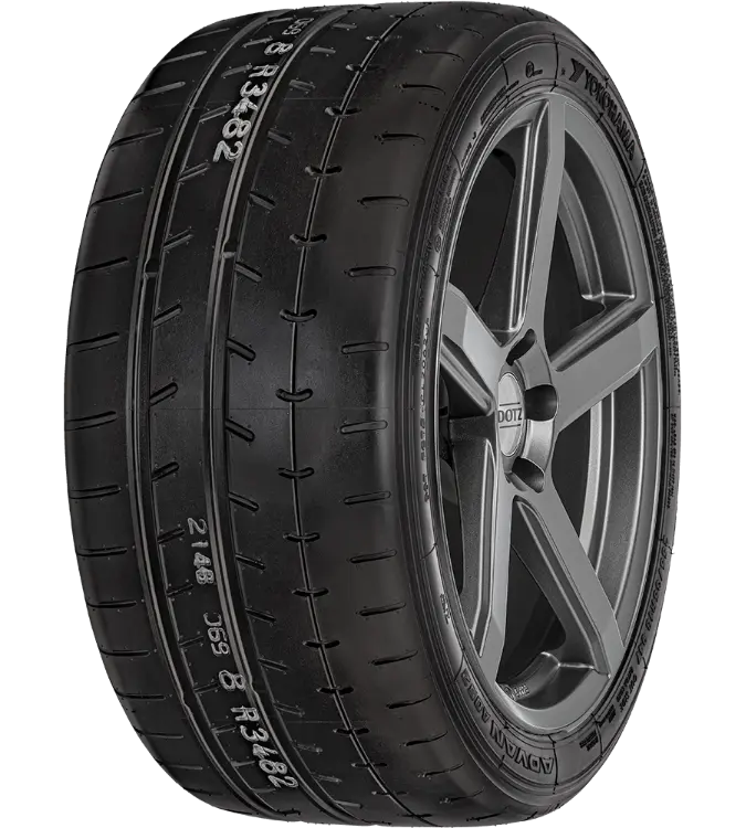 Yokohama Advan A052 325/30 R19 105 Y XL