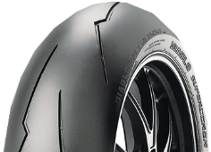 Close-up van het loopvlak Pirelli Diablo Supercorsa SP V3 200/60ZR17 (80 W) Rear TL M/C