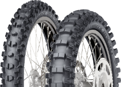 Close-up van het loopvlak Dunlop Geomax MX34 60/100-10 33 J Front TT