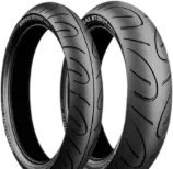 Close-up van het loopvlak Bridgestone BT 090 PRO 150/60 R17 66 H Rear TL M/C