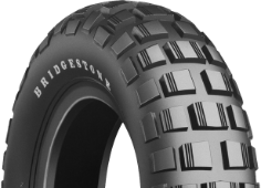 Close-up van het loopvlak Bridgestone TW 2 3.50-8 35 J Front/Rear TT